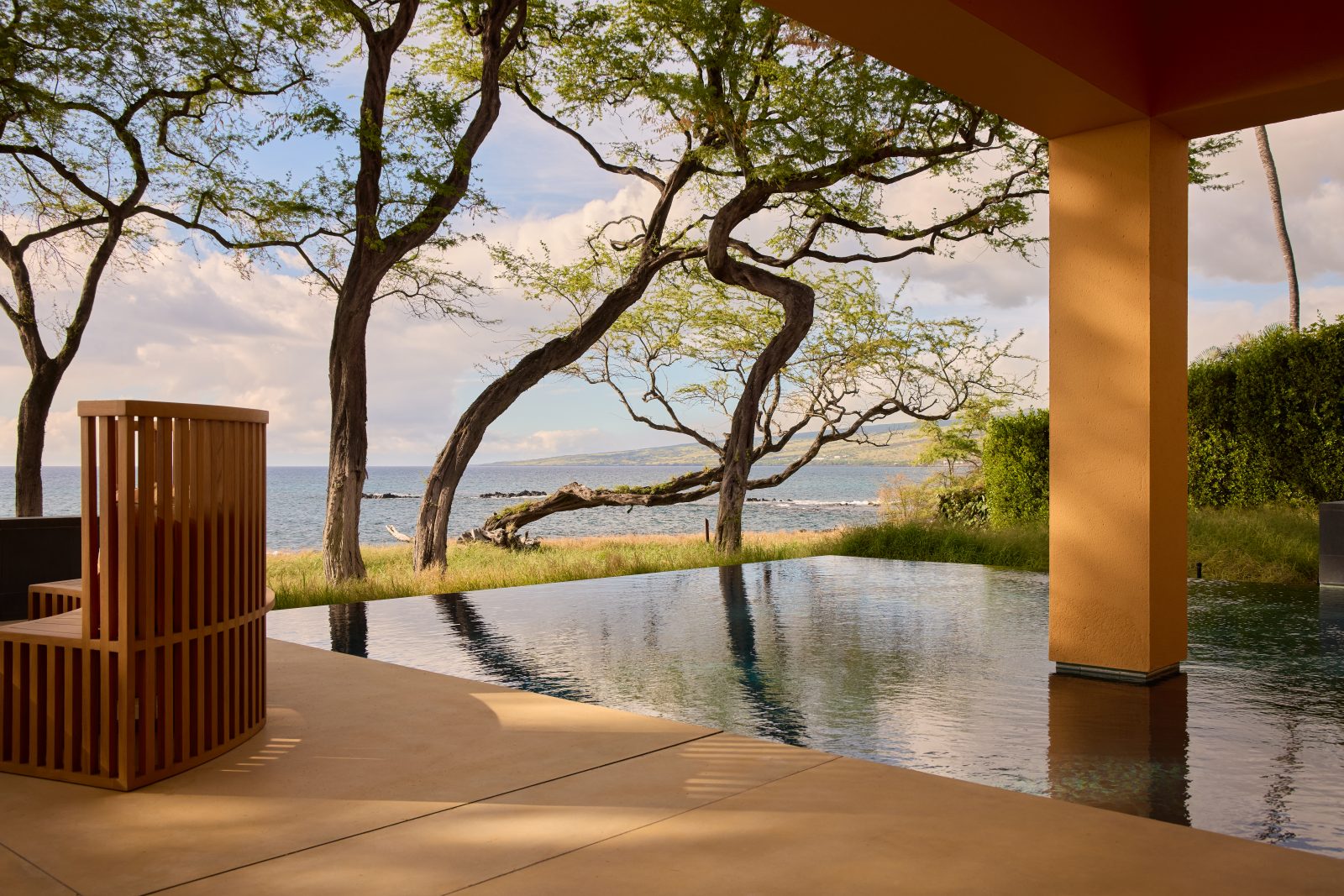 Exterior Rear Facade Pool
